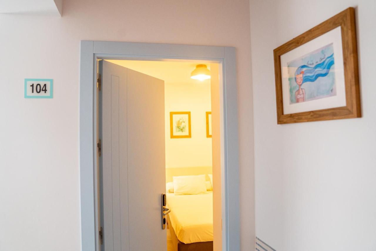 Hostal Tarantelo Conil كونيل ذي لا فرونتيرا المظهر الخارجي الصورة