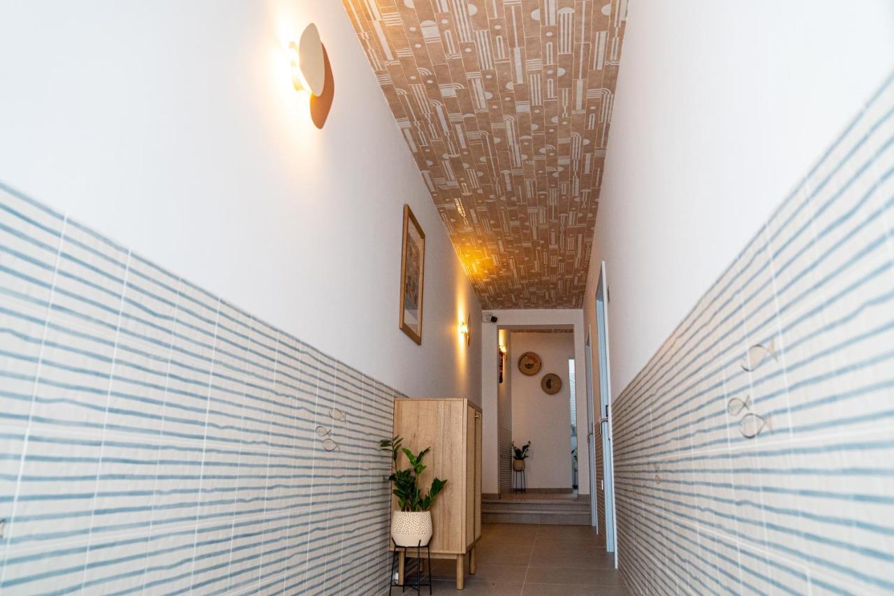 Hostal Tarantelo Conil كونيل ذي لا فرونتيرا المظهر الخارجي الصورة