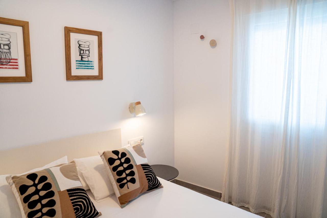 Hostal Tarantelo Conil كونيل ذي لا فرونتيرا المظهر الخارجي الصورة