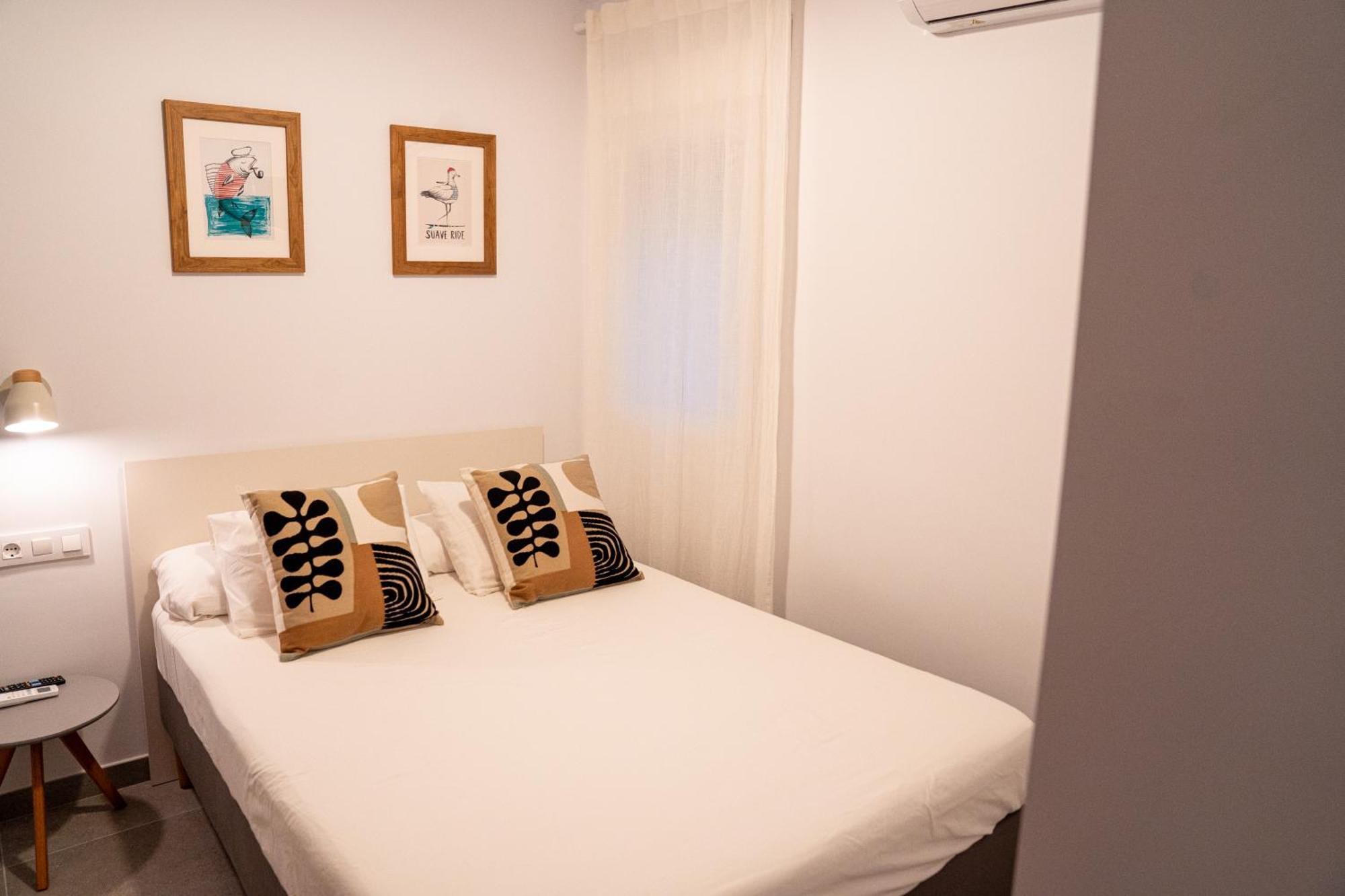 Hostal Tarantelo Conil كونيل ذي لا فرونتيرا المظهر الخارجي الصورة