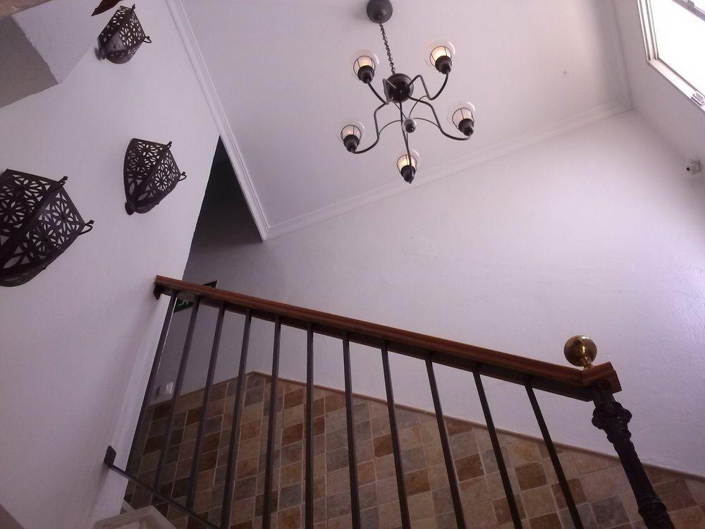 Hostal Tarantelo Conil كونيل ذي لا فرونتيرا المظهر الخارجي الصورة